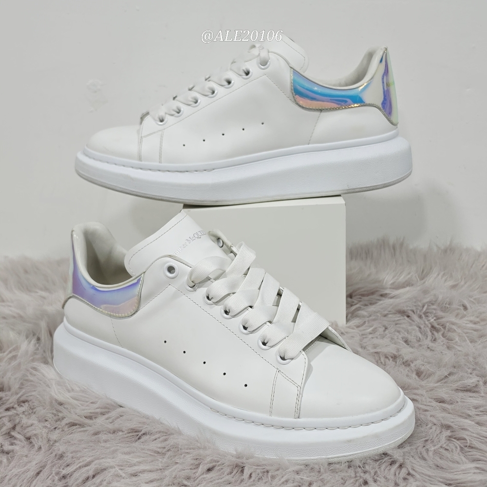 Alexander McQueen Men's Oversized Sneakers White Iridescent Heel SZ.EU 44.5 J